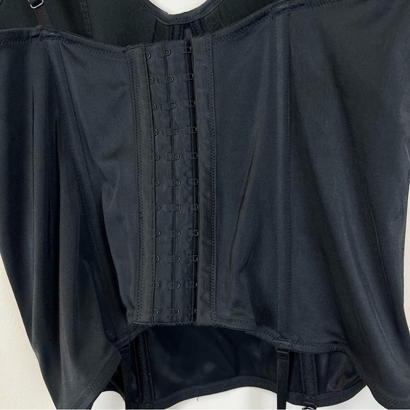 Victoria's Secret Corset Women's Black Rhinestone Embellished 34C - Picture 4 of 7